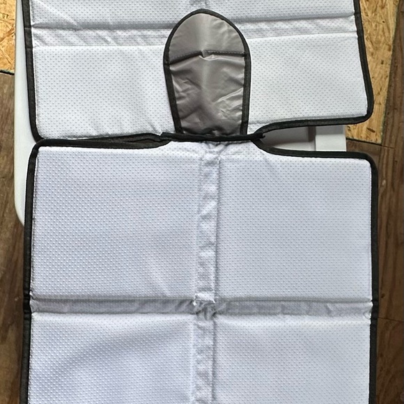 Lusso’s car seat protector - Picture 4 of 5